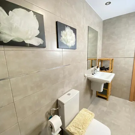 Apartmán Nuevo, Accesible Y Con Piscina !!! *