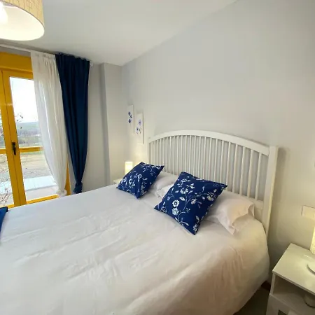 Apartman Nuevo, Accesible Y Con Piscina !!!