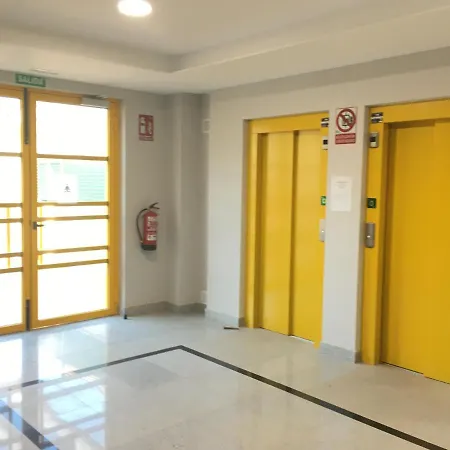 Apartamento Nuevo, Accesible Y Con Piscina !!! Salamanca