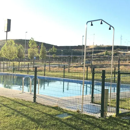 아파트 Nuevo, Accesible Y Con Piscina !!!