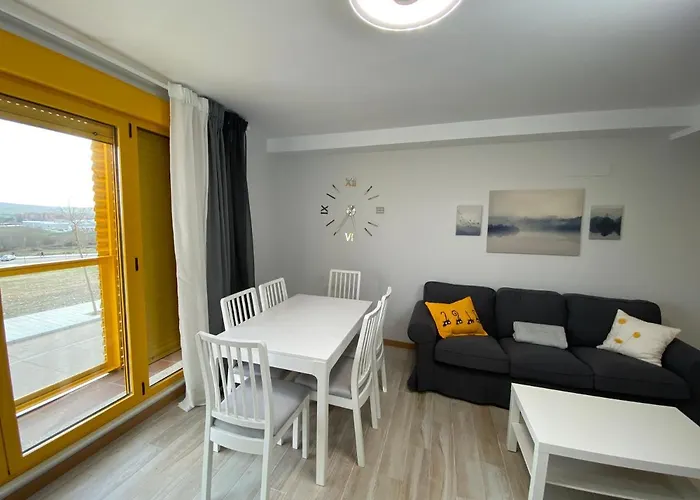 Nuevo, Accesible Y Con Piscina !!! *